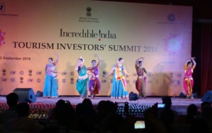 अशोक होटल, नई दिल्ली, पर MOC और MOT द्वारा आयोजित सांस्कृतिक कार्यक्रम में संस्कृति श्री महेश शर्मा जी माननीय मंत्री