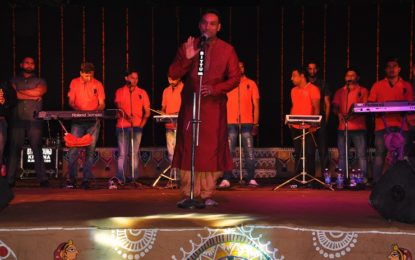 7 नवंबर, 2016 को Kalagram, चंडीगढ़ में 8 मार्च चंडीगढ़ राष्ट्रीय शिल्प मेले के दिन 4 दौरान मास्टर सलीम (प्रसिद्ध पंजाबी गायक) द्वारा पंजाबी लोक गायन के द्वारा पीछा लोक नृत्य द्वारा प्रस्तुति।