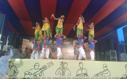 6 फरवरी (28/02/2018) को उत्तर क्षेत्र सांस्कृतिक केंद्र, पटियाला द्वारा आयोजित प्रसिद्ध पंजाबी लोक गायिका गुरमीत बावा और लोक कलाकारों की प्रस्तुतियां, 21 फरवरी से 4 मार्च 2018 तक शिश महल पर आयोजित सारस मेला 2018 के दिन