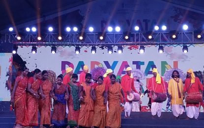 राजपथ लॉन्स, नई दिल्ली में आयोजित पर्यातन पार्व का दिन -10