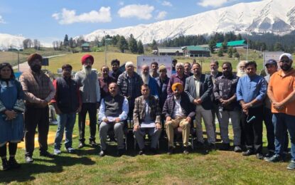 5-दिवसीय राष्ट्रीय चित्रकार शिविर “विजन भारत @ 2047” का उद्घाटन गुलमर्ग में किया गया।